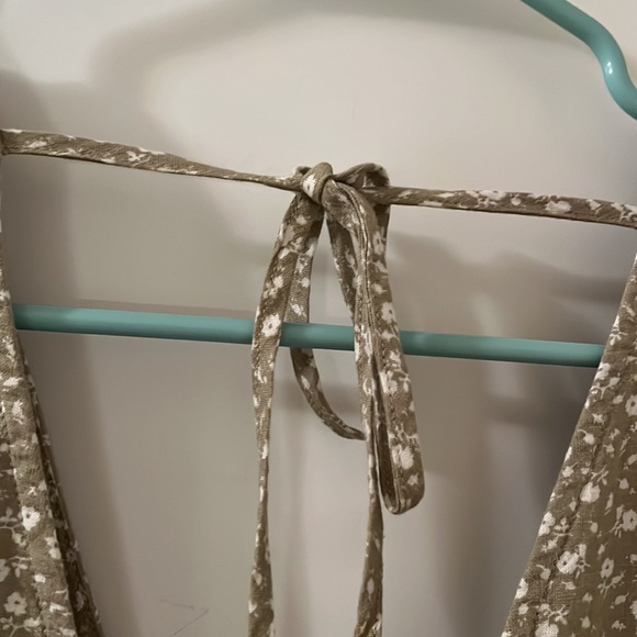 Abercrombie & Fitch flutter sleeve trapeze top - Picture 5 of 5